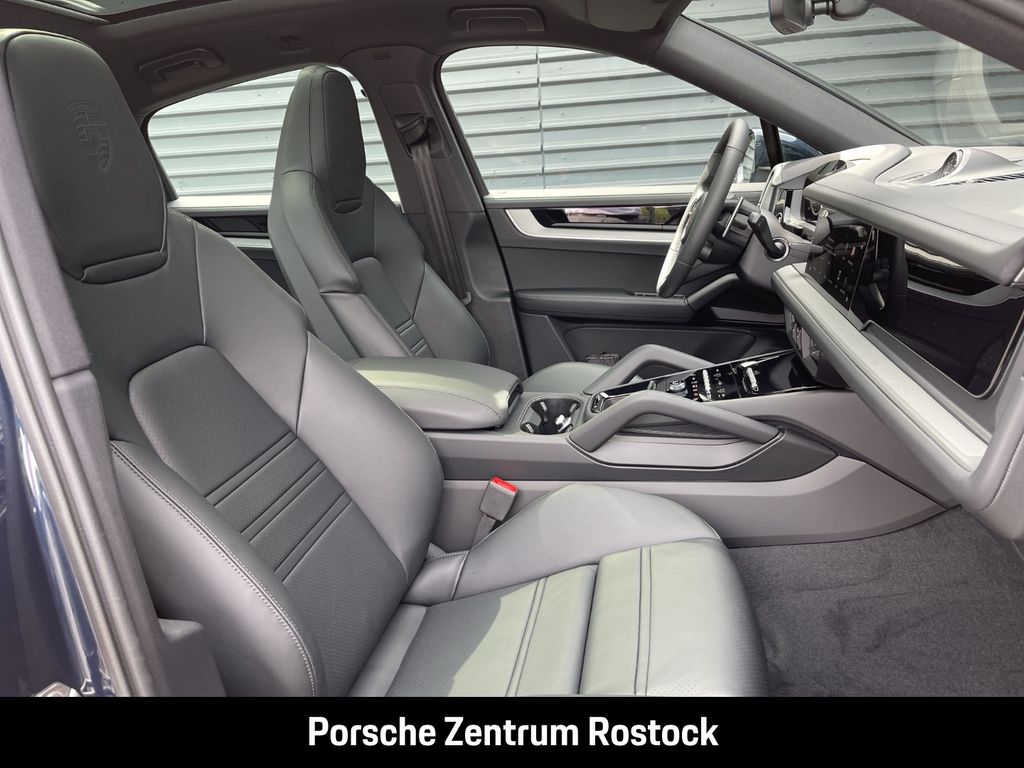 Porsche Cayenne 2025