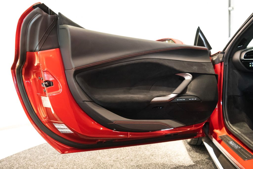 Ferrari 296 GTB 2023