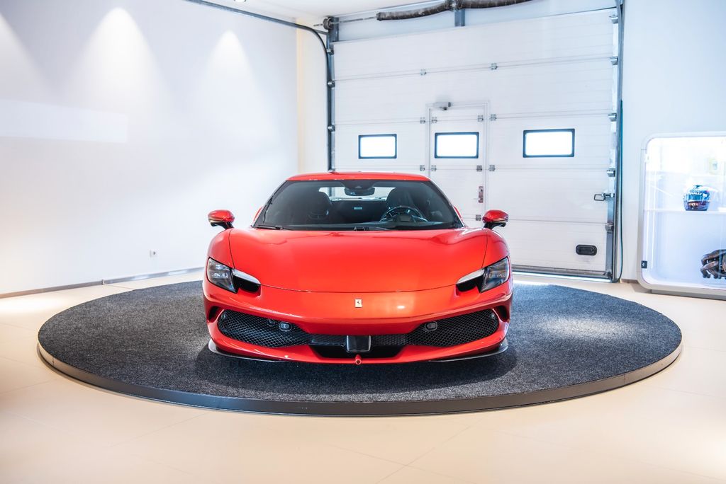 Ferrari 296 GTB 2023