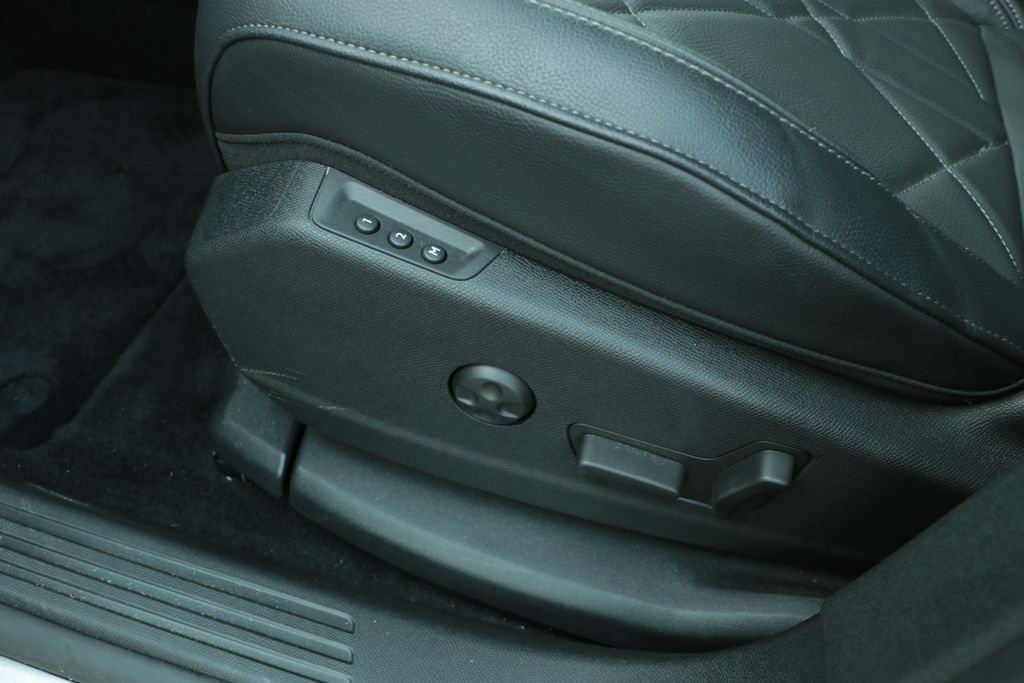 DS Automobiles DS7 (Crossback) 2022