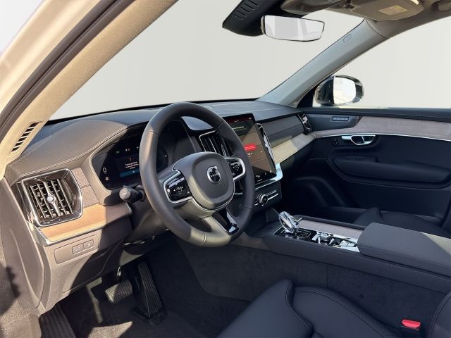 Volvo XC90 2025