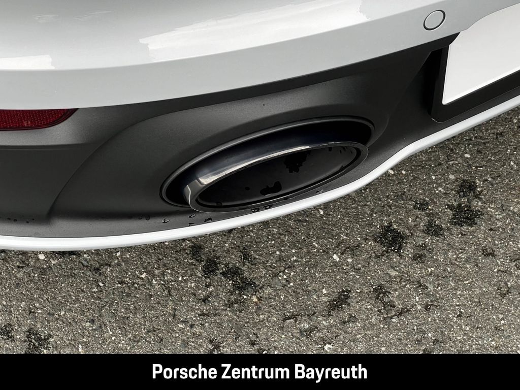 Porsche 992 2025
