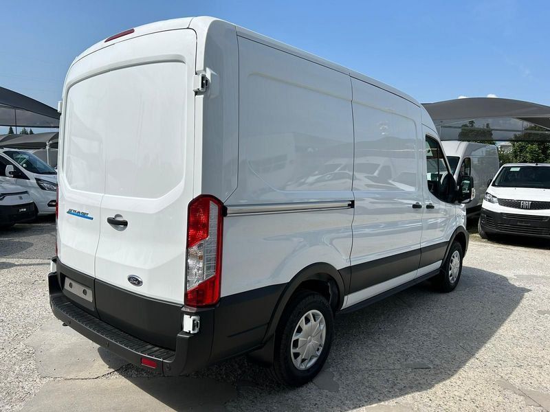 Ford Transit 2023