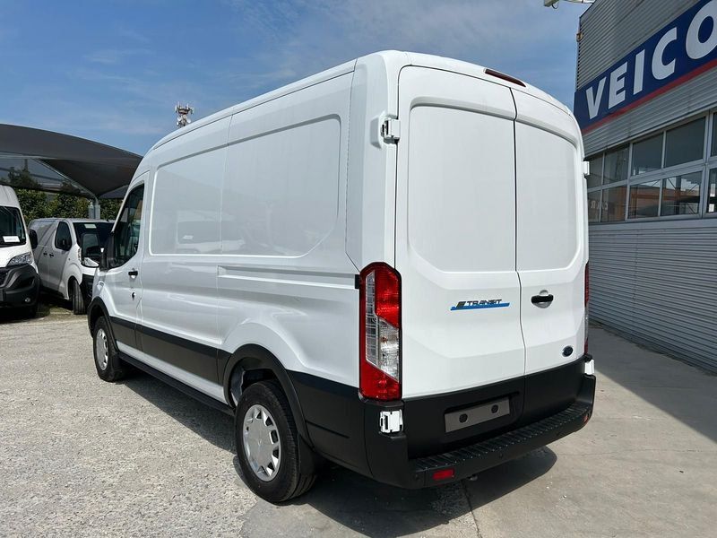 Ford Transit 2023