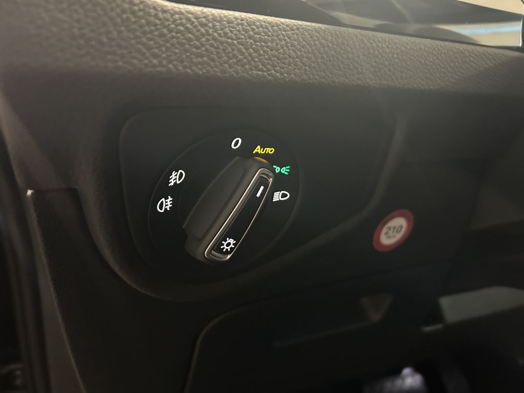 Volkswagen Touran 2025