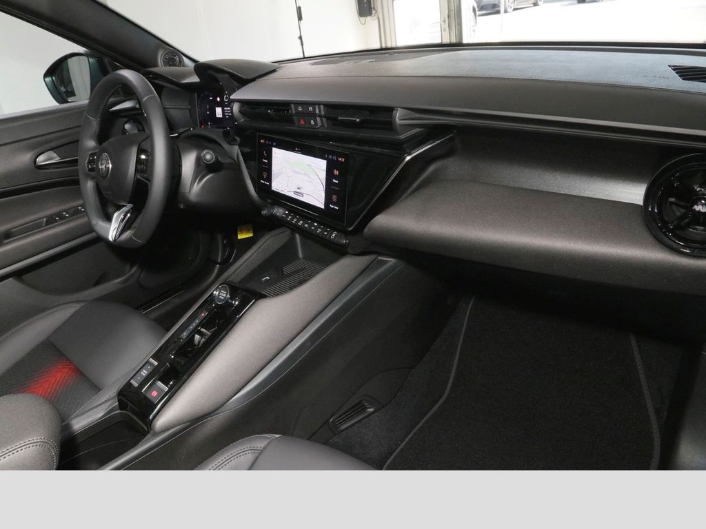 Alfa Romeo Junior 2024