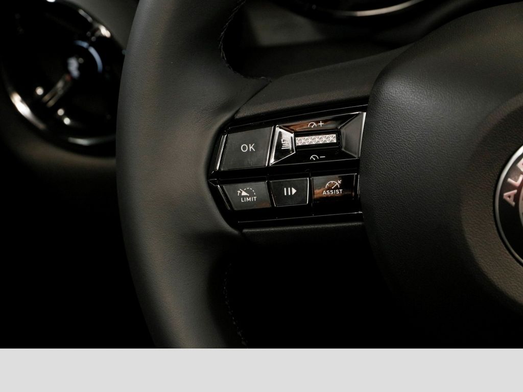 Alfa Romeo Junior 2024