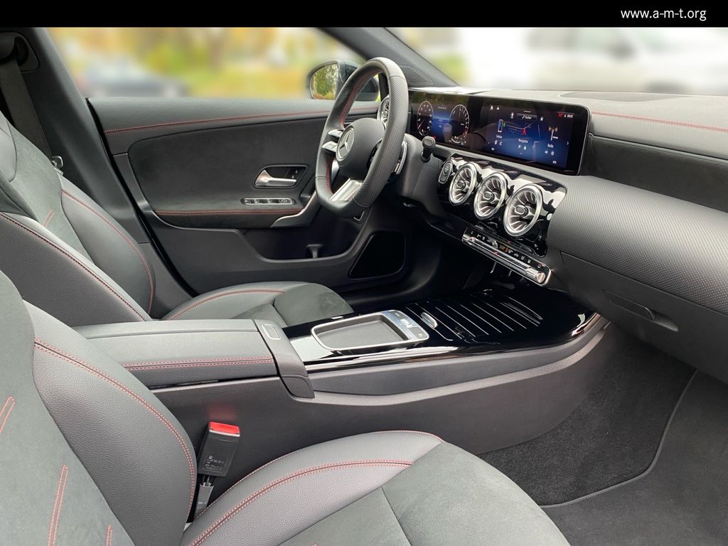 Mercedes-Benz CLA 250 2023