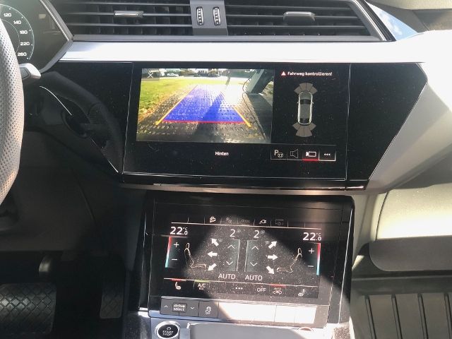 Audi e-tron 2022