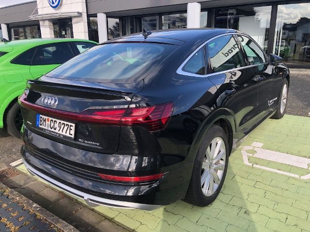 Audi e-tron 2022