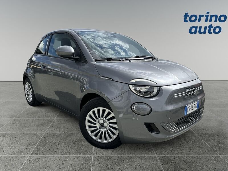 Fiat 500 2023