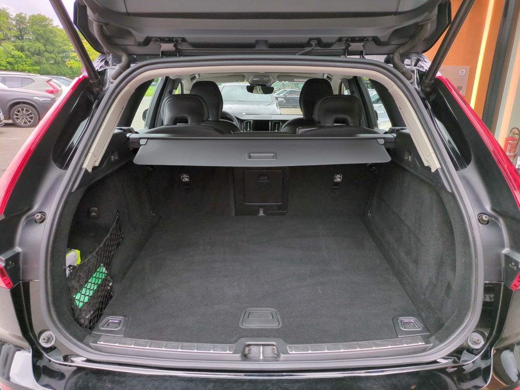 Volvo XC60 2022