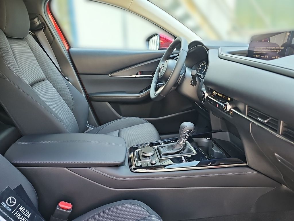 Mazda CX-30 2025