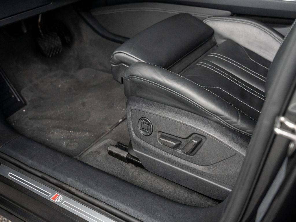 Audi e-tron 2021