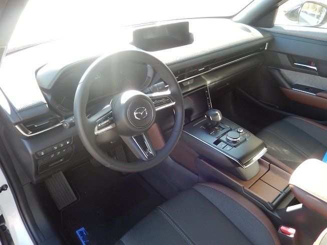 Mazda MX-30 2024