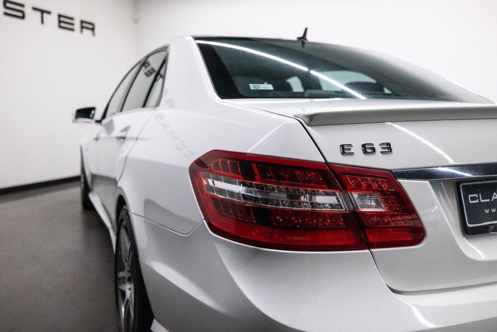 Mercedes-Benz E 63 AMG 2010