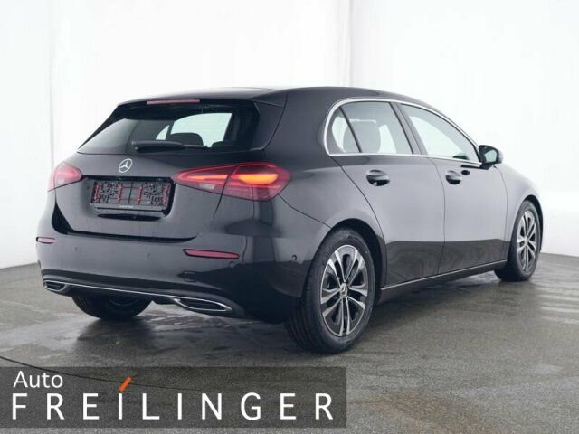 Mercedes-Benz A 180 2024