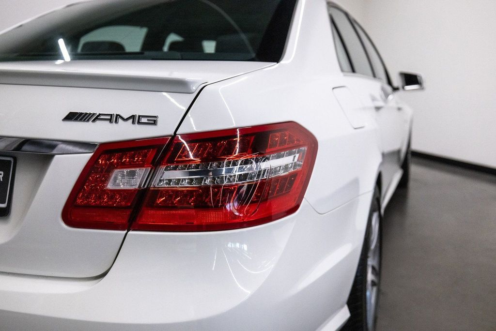 Mercedes-Benz E 63 AMG 2010