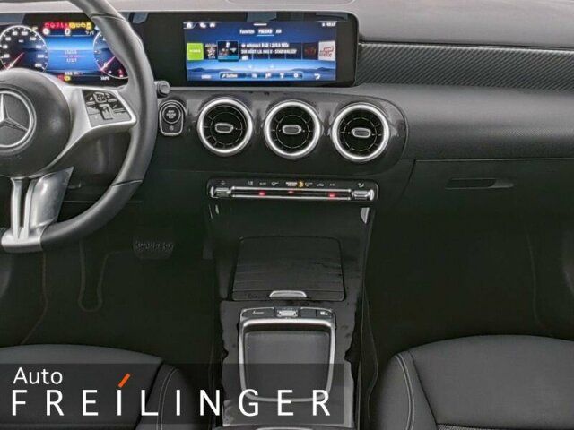 Mercedes-Benz A 180 2024