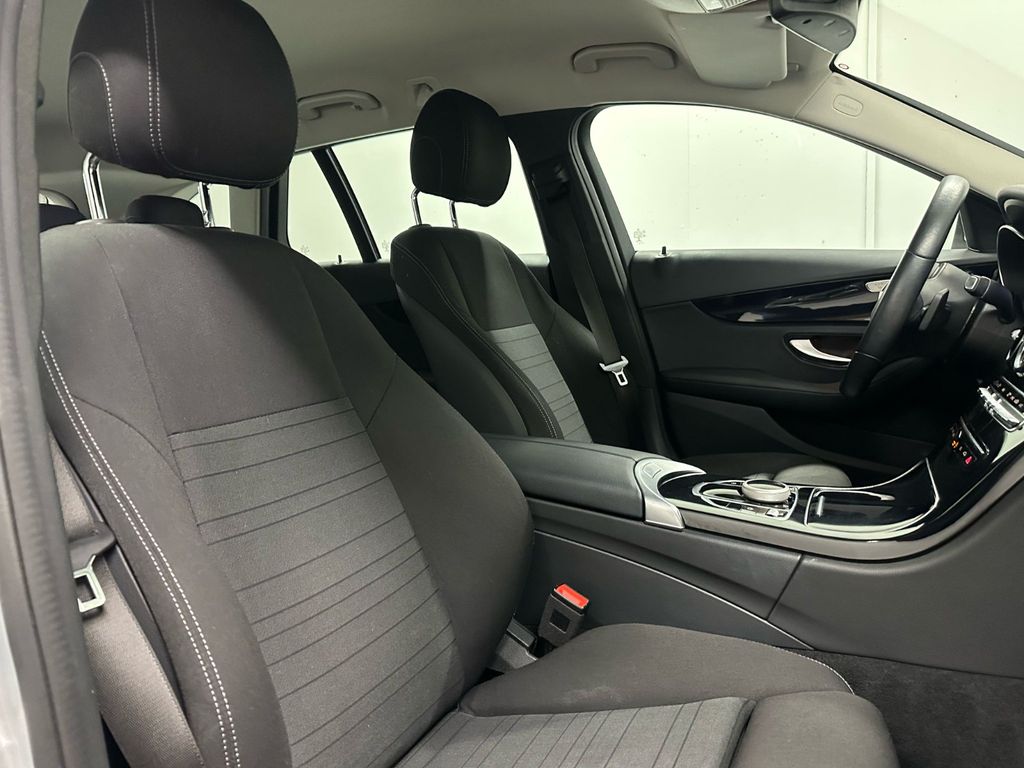 Mercedes-Benz C 200 2021