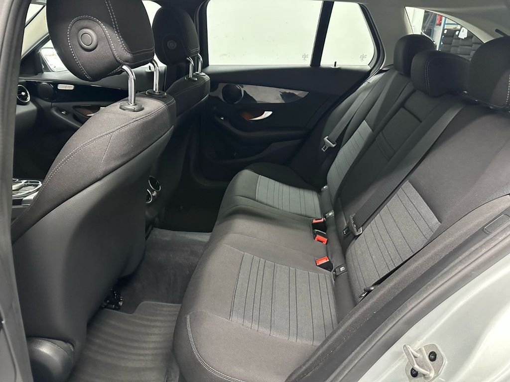 Mercedes-Benz C 200 2021