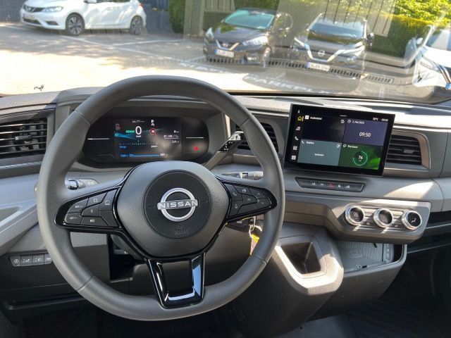 Nissan Interstar 2025