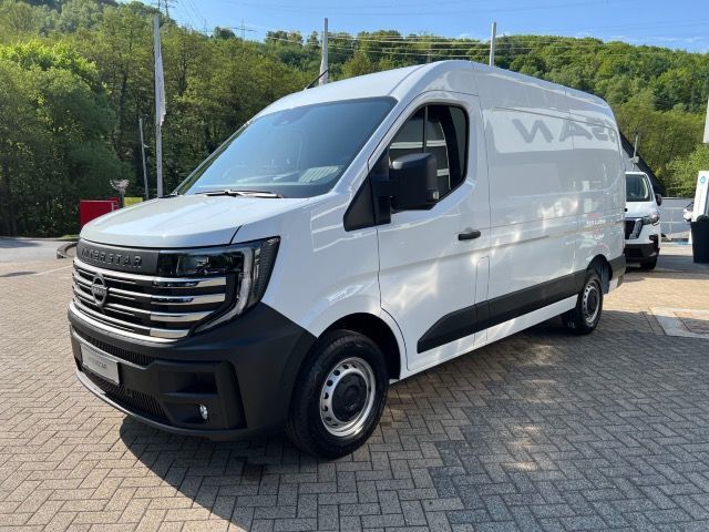 Nissan Interstar 2025
