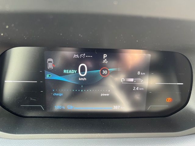 Nissan Interstar 2025