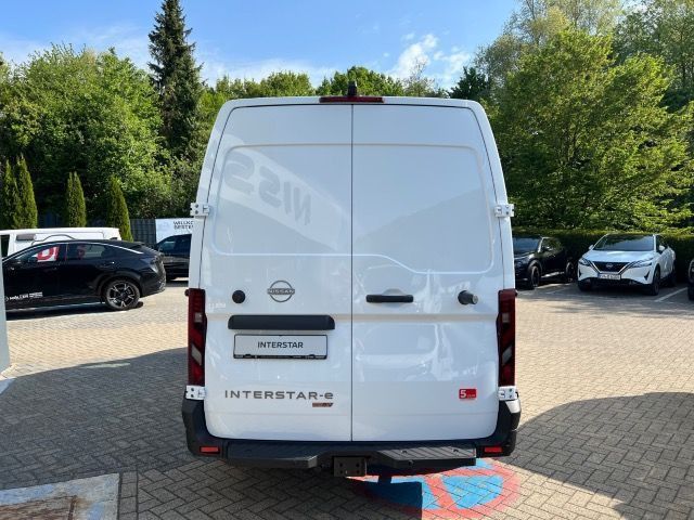 Nissan Interstar 2025