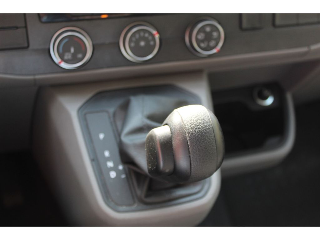 Volkswagen T6 Kombi 2021