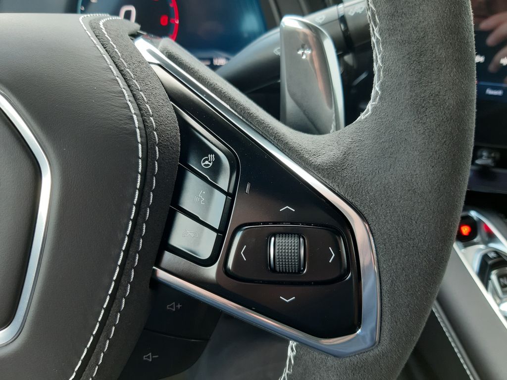 Corvette C8 2025