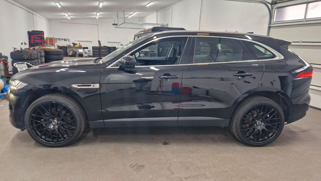 Jaguar F-Pace 2019