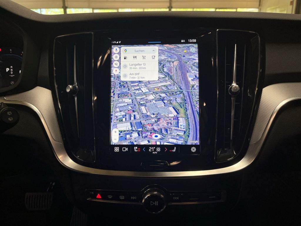 Volvo V60 Cross Country 2023