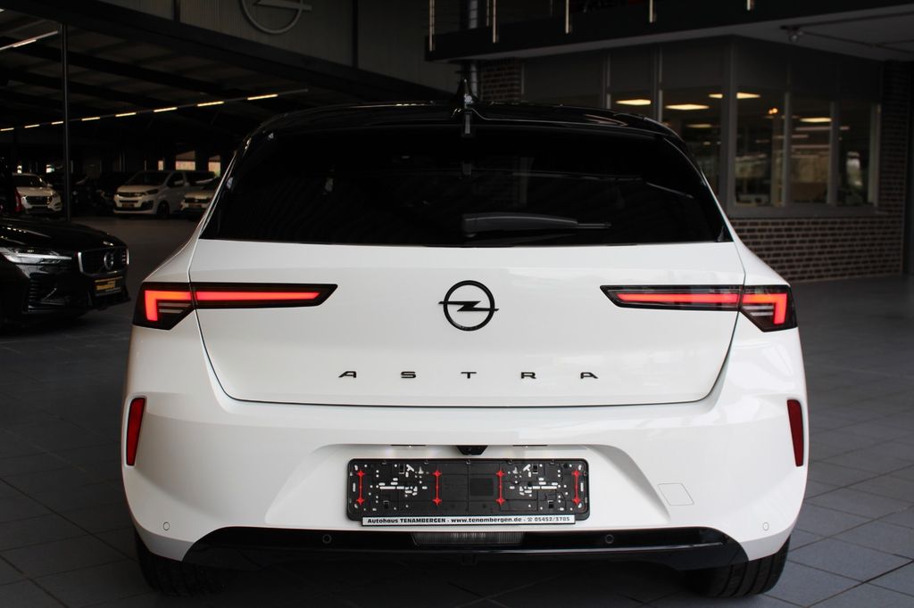 Opel Astra 2023