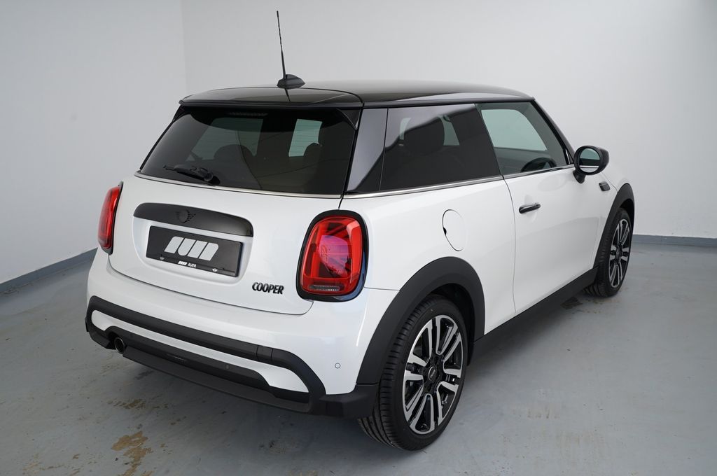 MINI Cooper E 2024