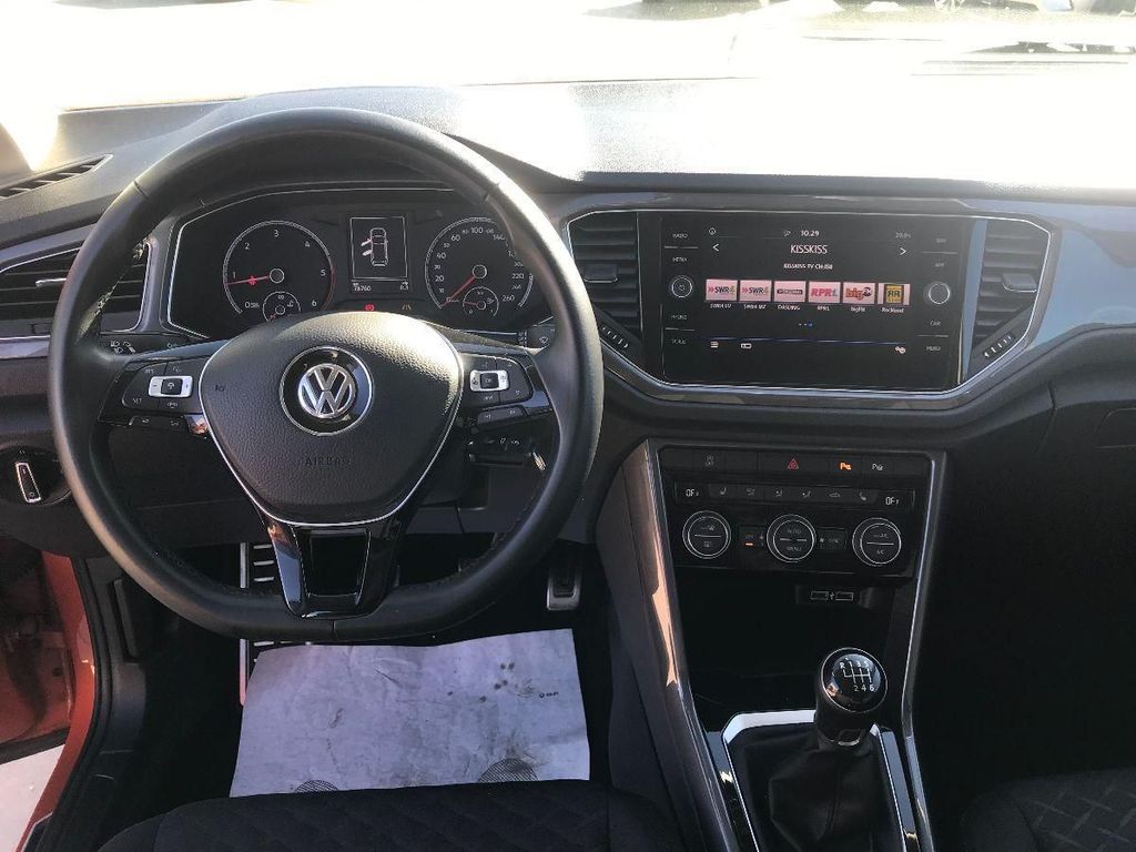 Volkswagen T-Roc 2019