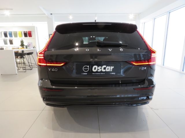 Volvo V60 2025