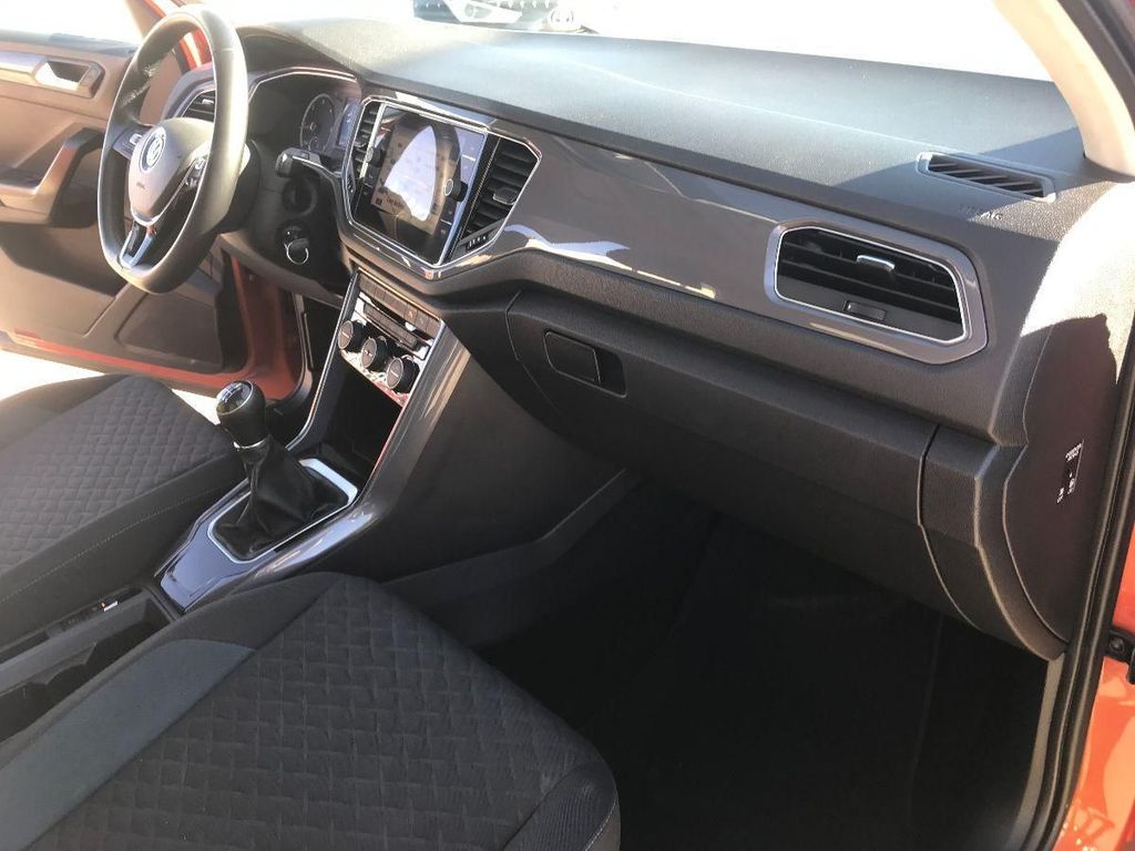 Volkswagen T-Roc 2019