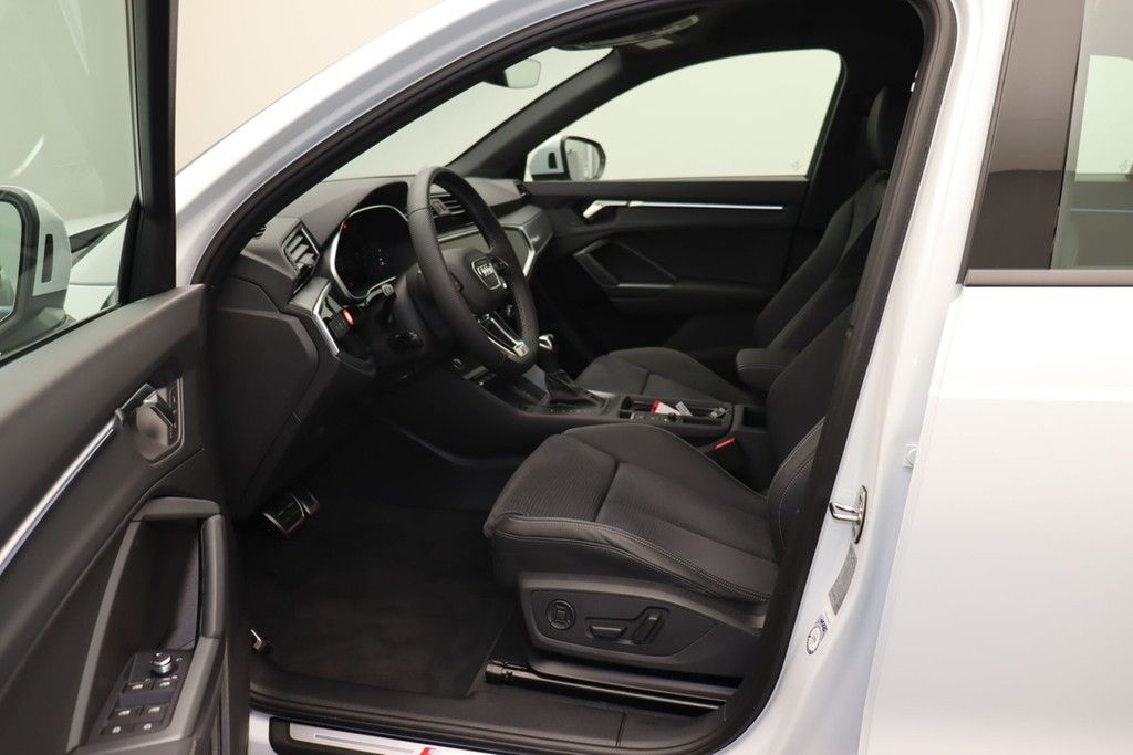 Audi Q3 2025