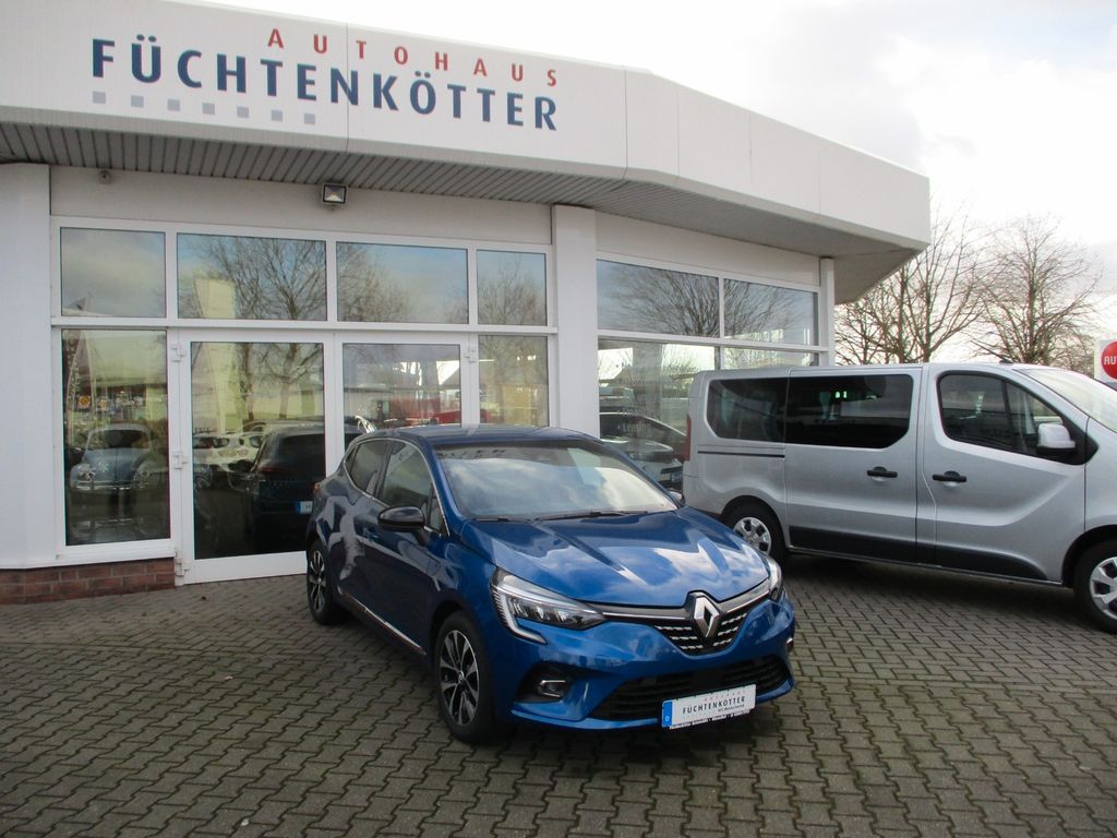 Renault Clio 2023