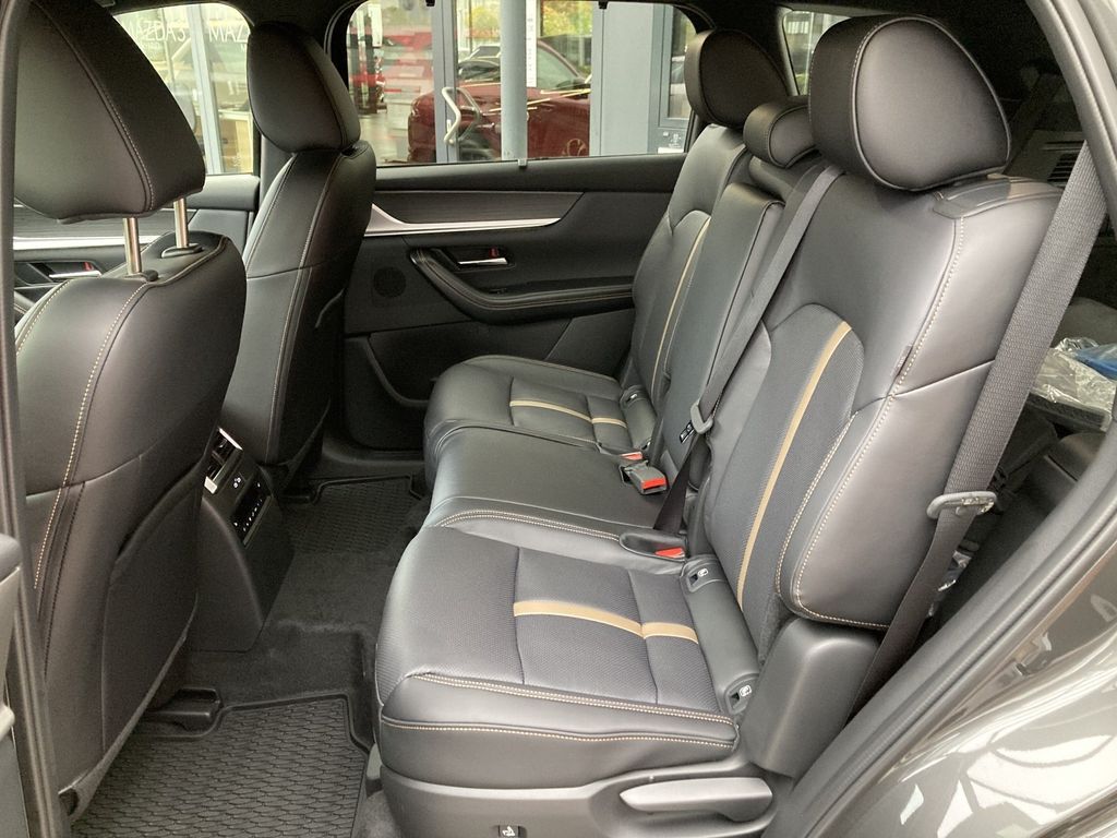 Mazda CX-80 2024