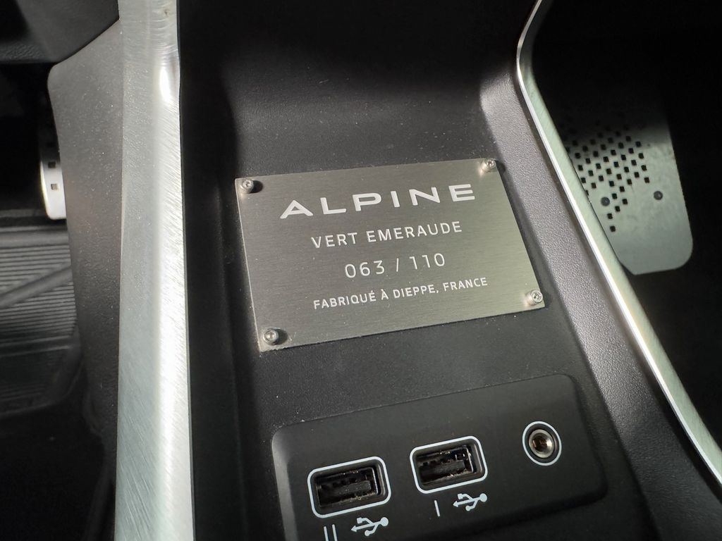 Alpine A110 2023