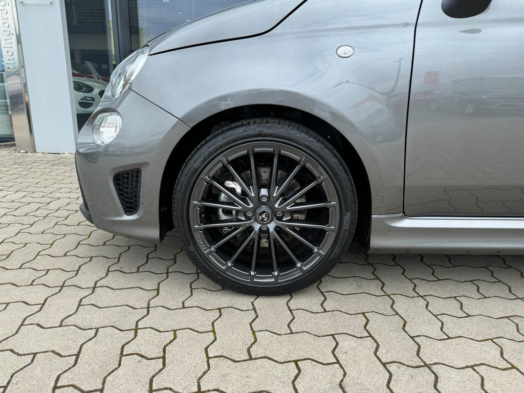 Abarth 595 2024