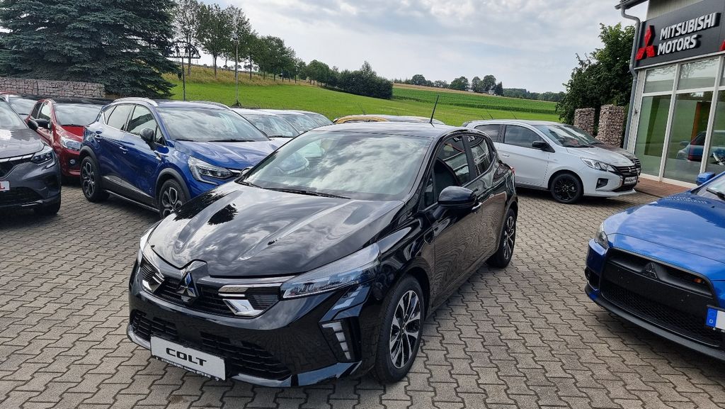Mitsubishi Colt 2025