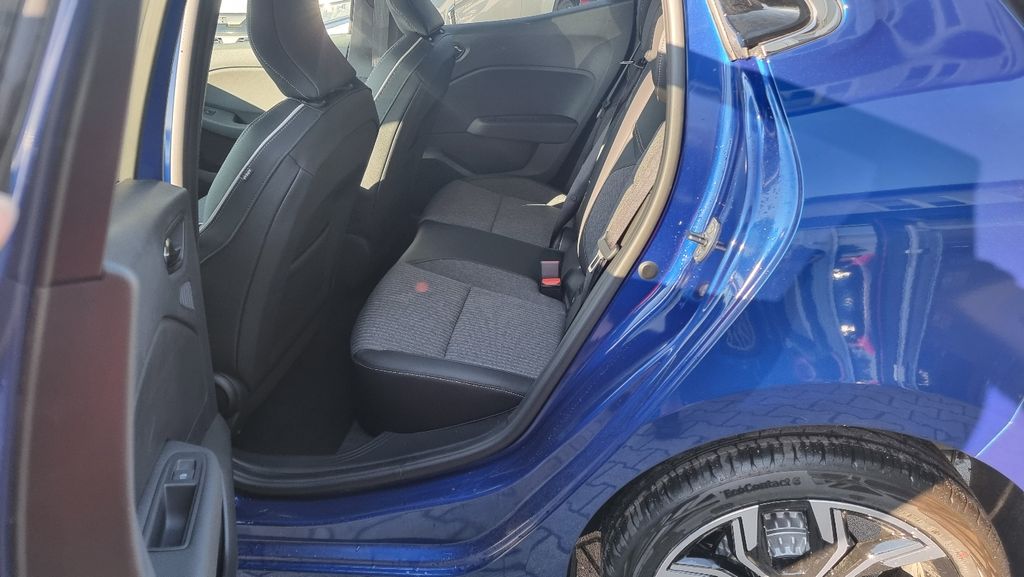 Mitsubishi Colt 2025