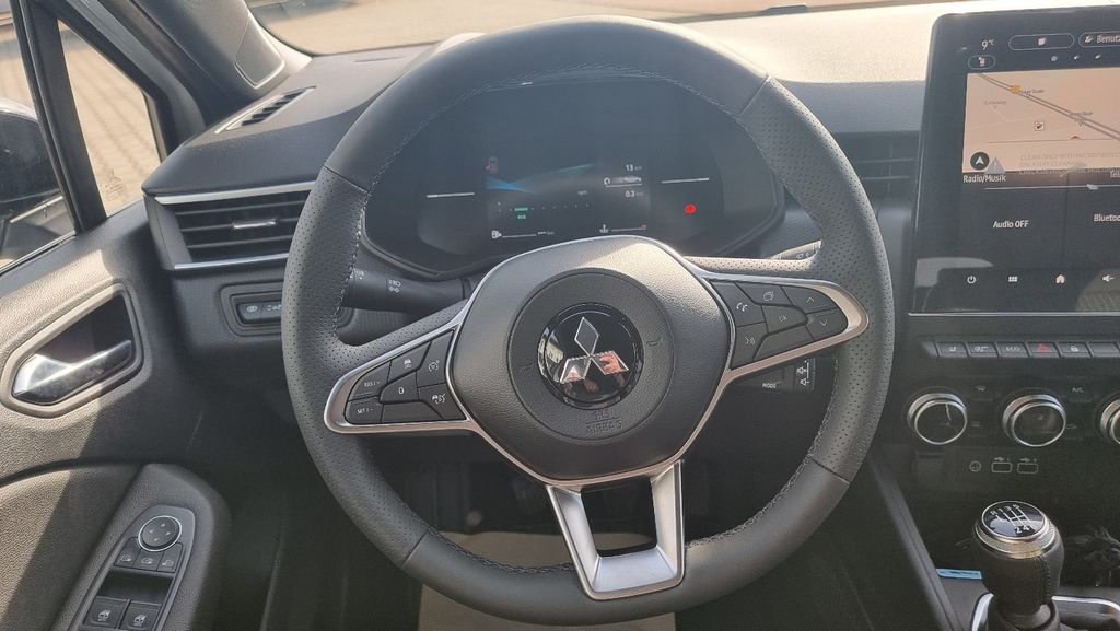 Mitsubishi Colt 2025