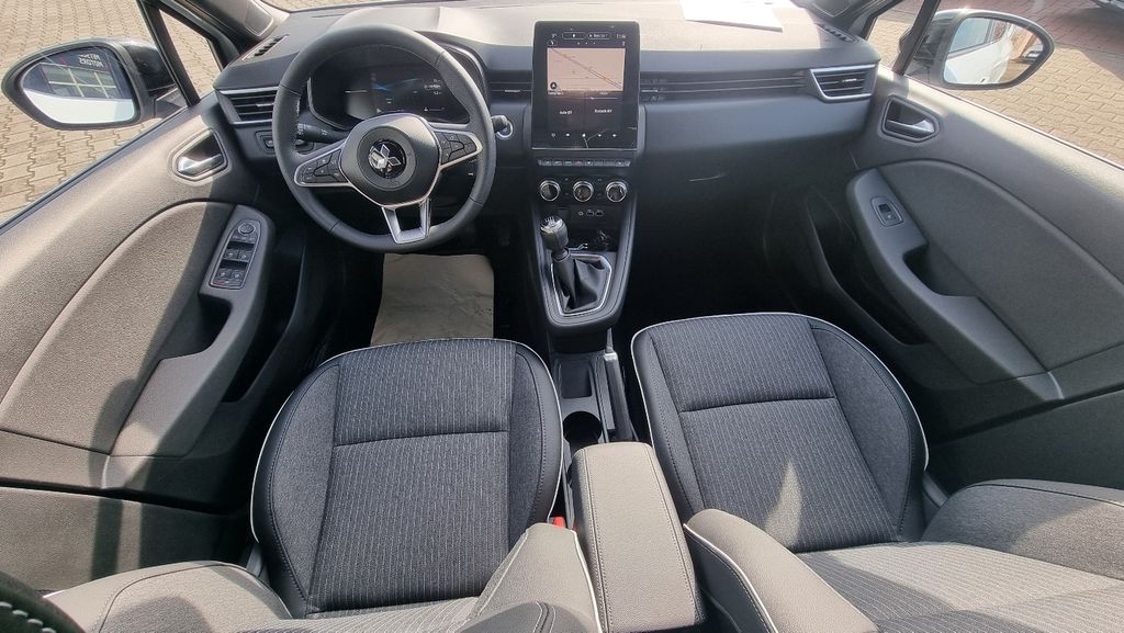 Mitsubishi Colt 2025