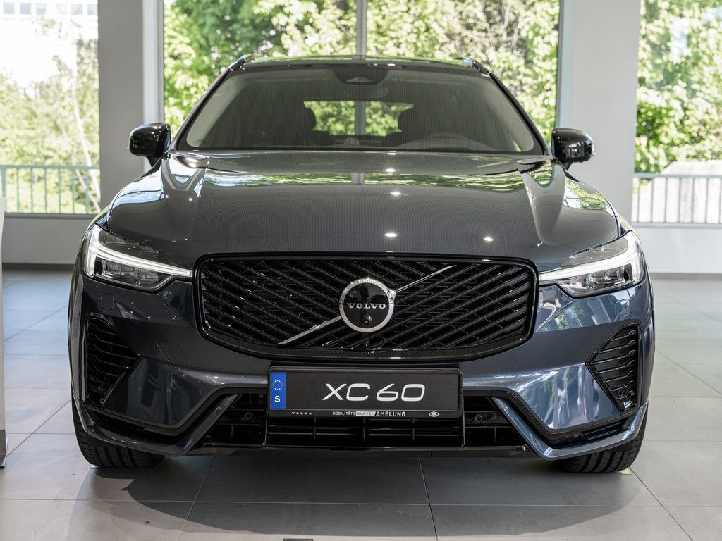 Volvo XC60 2025