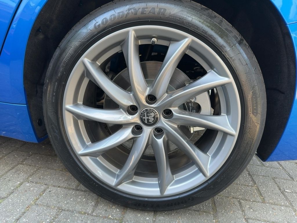 Alfa Romeo Giulia 2024