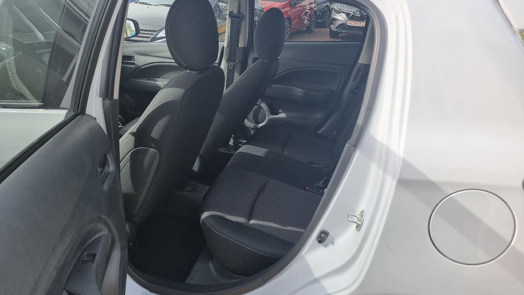 Mitsubishi Space Star 2025